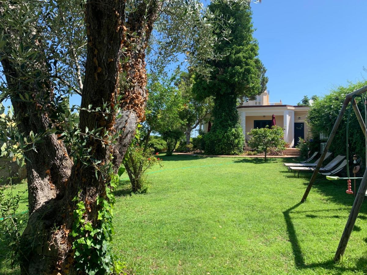 Villino Eleonora Bed & Breakfast Parghelia Bagian luar foto