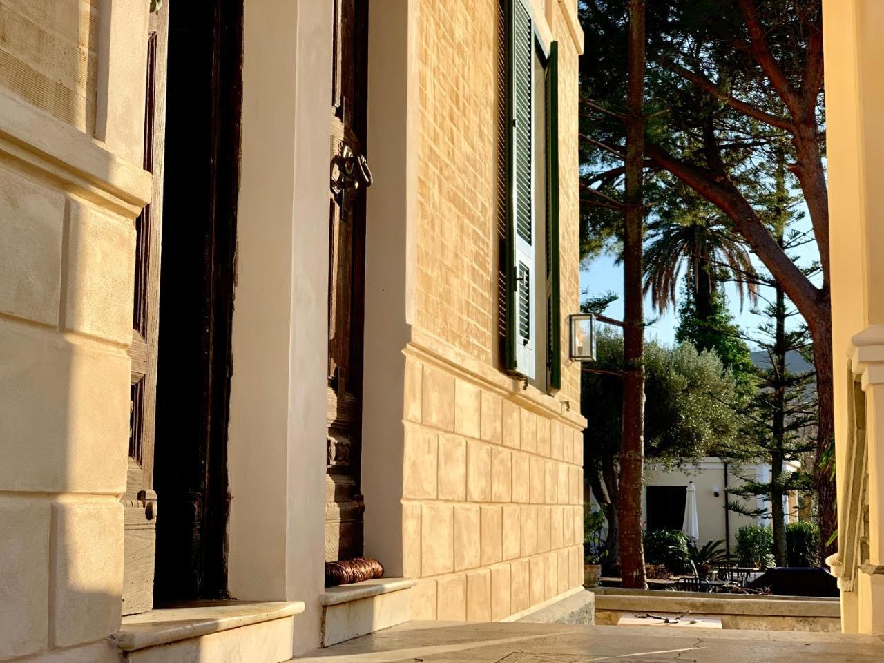 Villino Eleonora Bed & Breakfast Parghelia Bagian luar foto